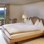 ホテル ベッレリーヴェ 3*