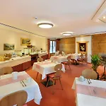 Bellerive Hotel 3*